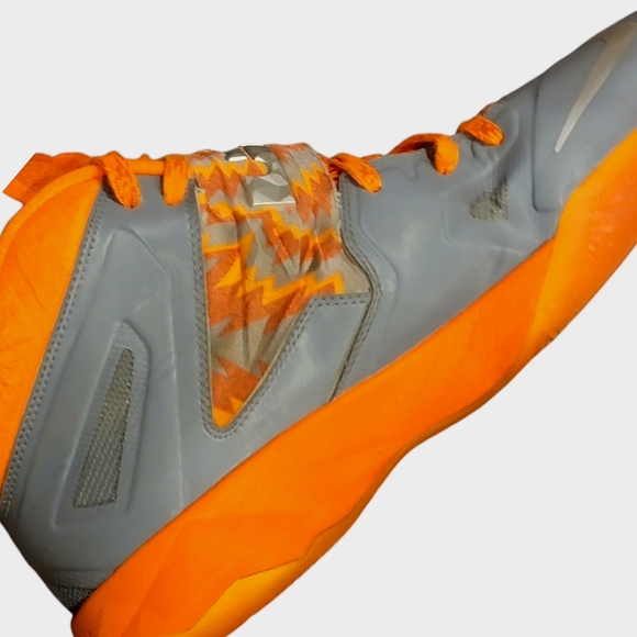 Nike Lebron Zoom Soldier 7 gray and orange size 11 - Picture 12 of 12